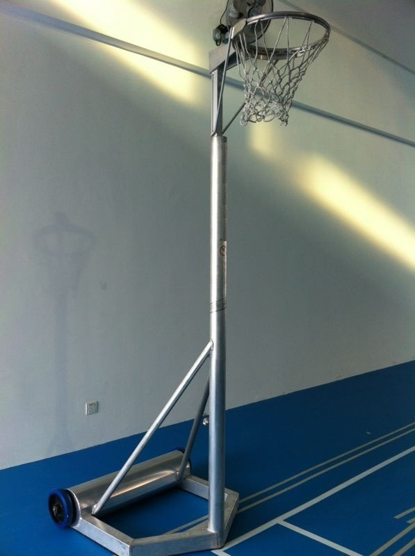 Netball Post Mobile - Spitzer 100530-33