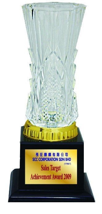 Acrylic Trophy - AMT09