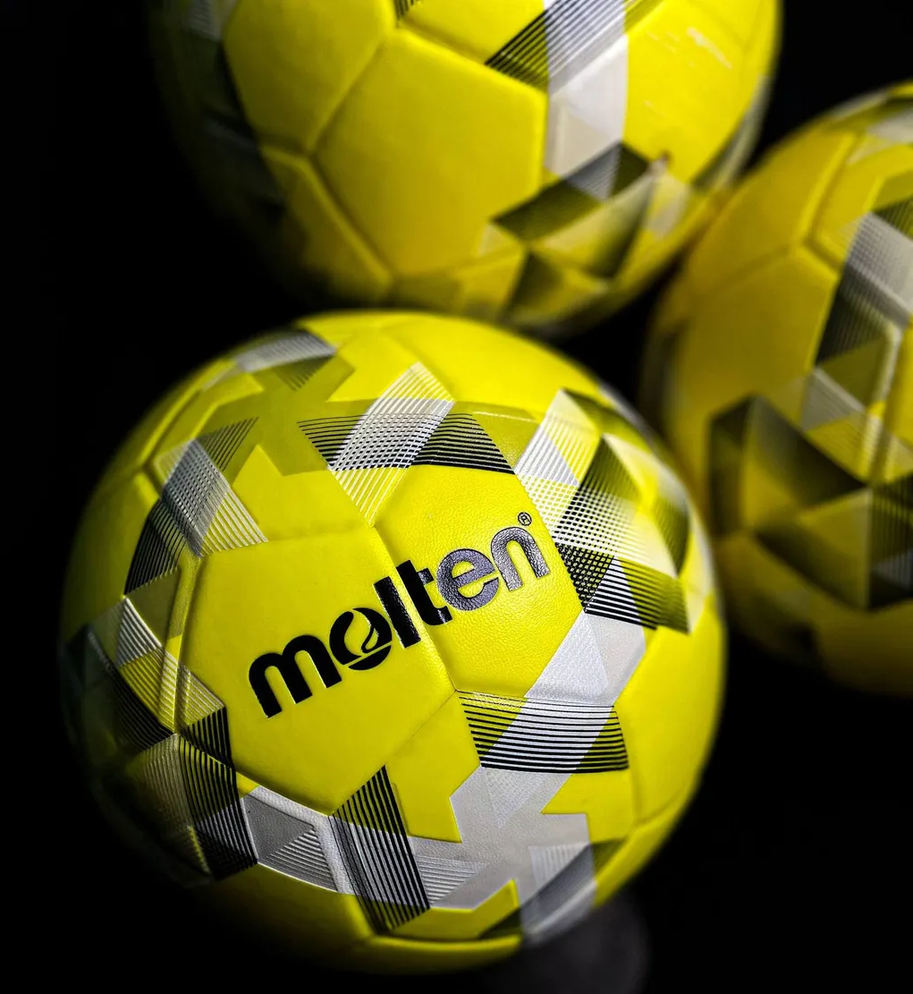 Futsal Ball - Molten F9D1510 Laminated