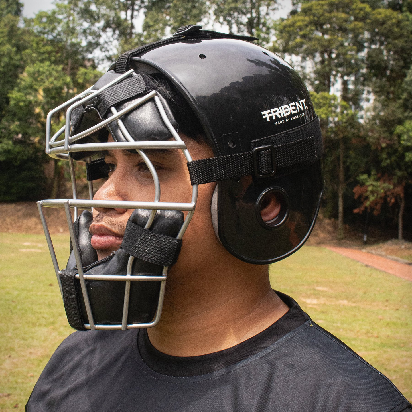 Softball Catchers Helmet - Trident Milestone KQ