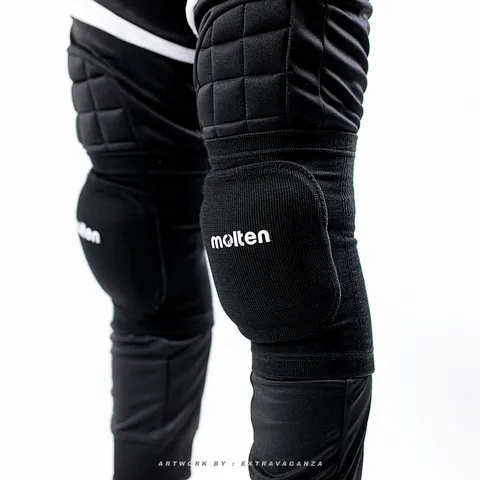 Knee Pad - Molten KC10 (Senior)
