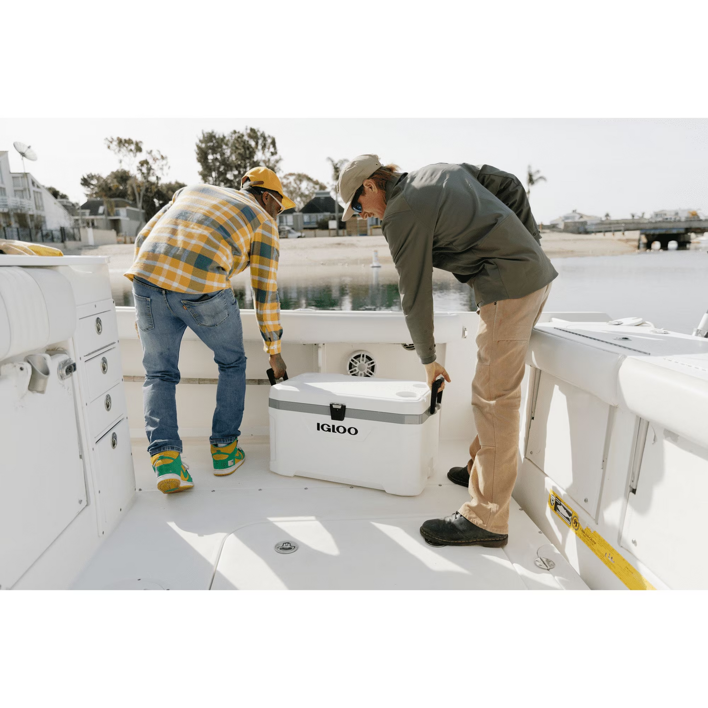 Cooler Box - Igloo Latitude Marine Ultra 70QT (66L) UQ