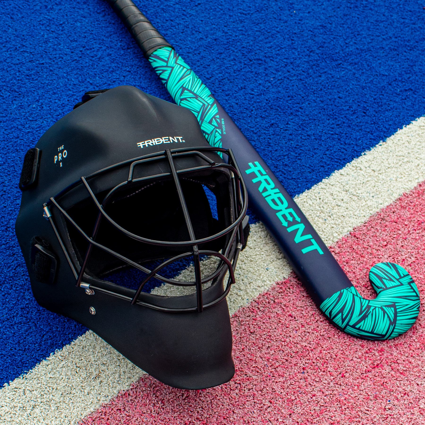 Hockey Goalie Helmet - Trident Gatekeeper Pro 2.0 KQ